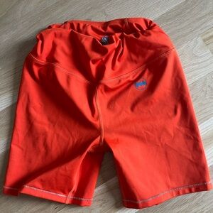 Janji 6” pace short